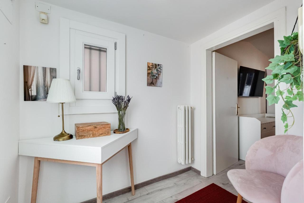 Jmartins Colosseo Suites Roma Dış mekan fotoğraf